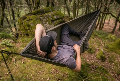 How to hang a hammock 