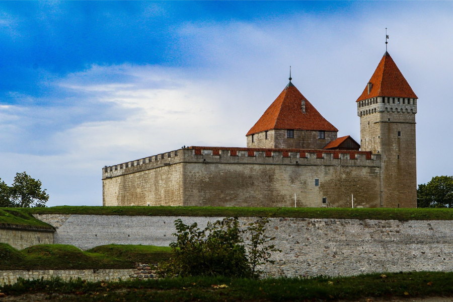 Hrad Kuressaare na ostrove Saaremaa.